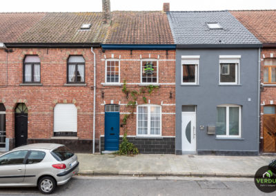 Gezellige woning met tuintje in het centrum van Eeklo.