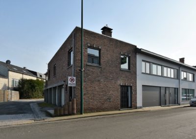 Mooi appartement met veel lichtinval en garage te Assenede!