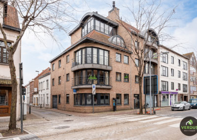 Lichtrijk appartement met drie slaapkamers centrum Eeklo.